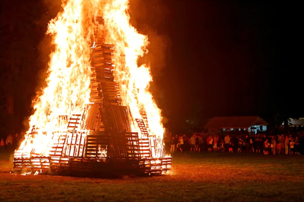 bonfire liverpool